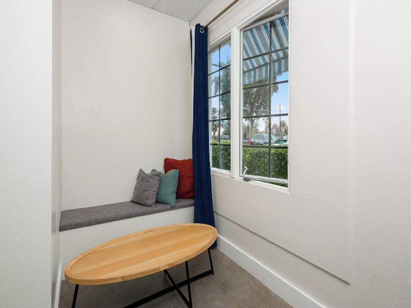 ITH Santa Barbara Surf Hostel image