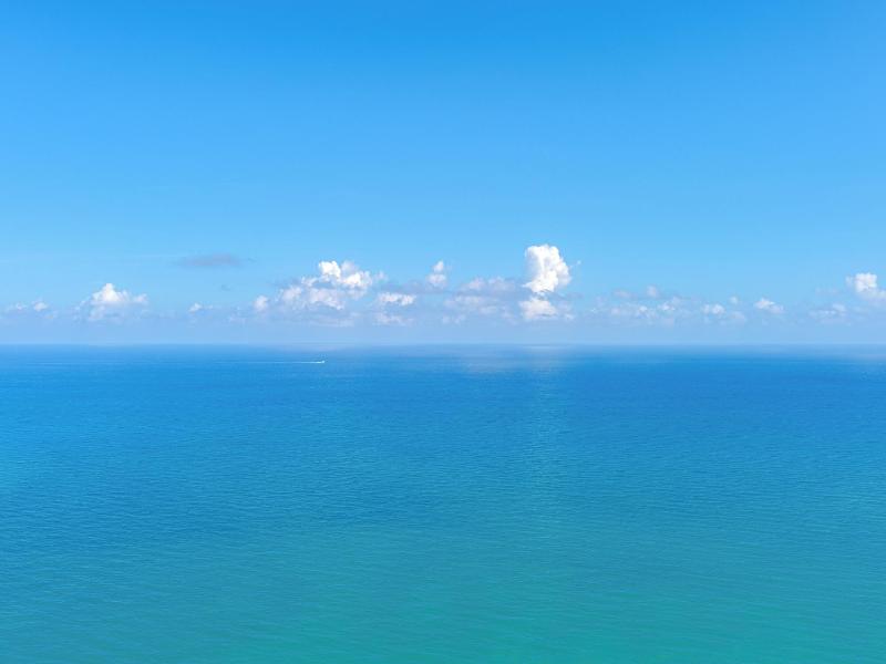 Praia Boutique Hotel And Residences image