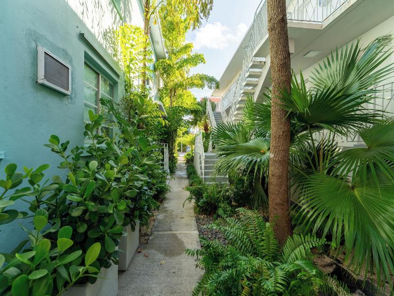 Praia Boutique Hotel And Residences image