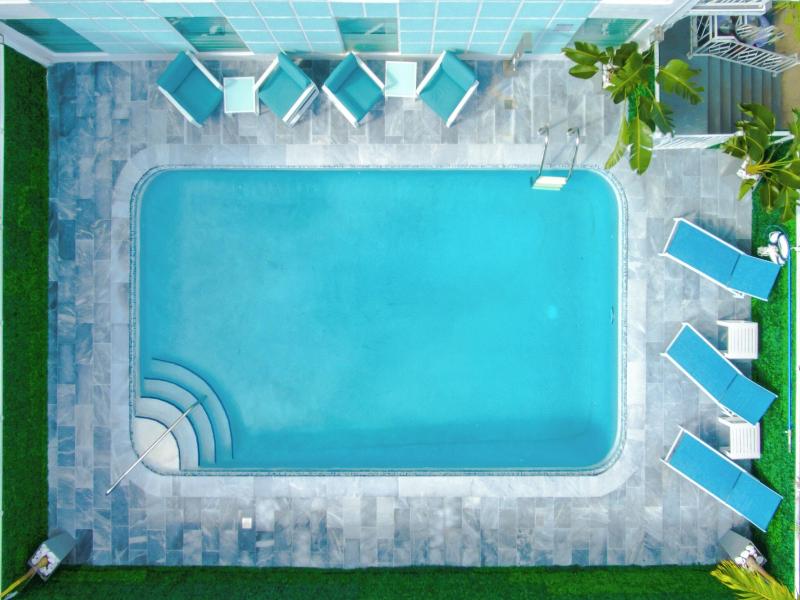 Praia Boutique Hotel And Residences image
