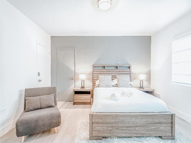 Praia Boutique Hotel And Residences image