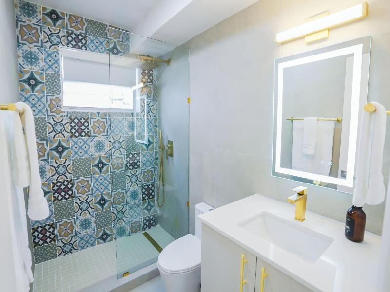 Praia Boutique Hotel And Residences image