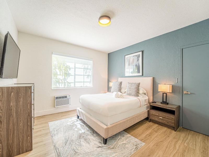 Praia Boutique Hotel And Residences image