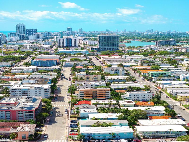 Praia Boutique Hotel And Residences image