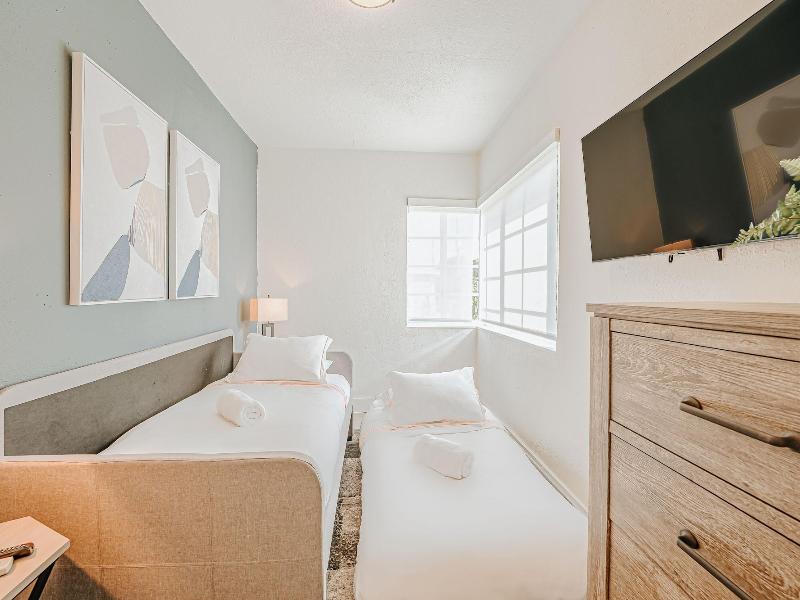 Praia Boutique Hotel And Residences image