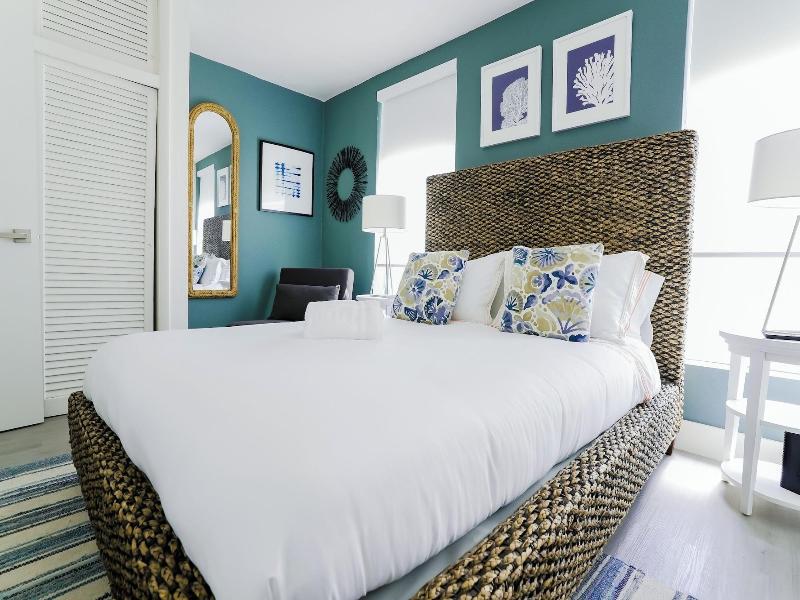 Praia Boutique Hotel And Residences image