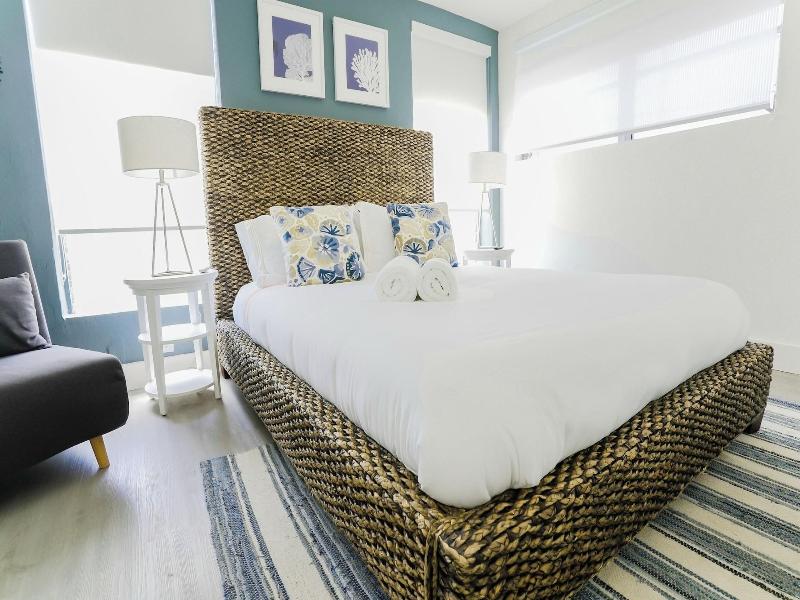Praia Boutique Hotel And Residences image