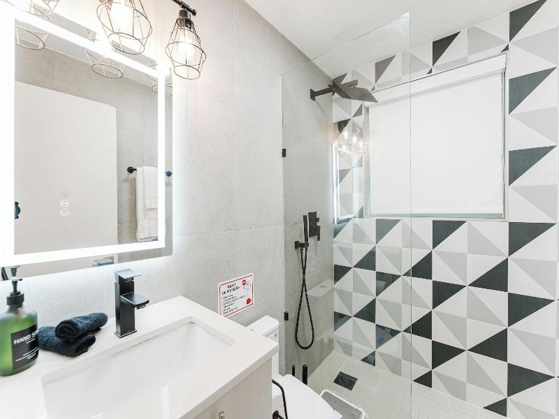 Praia Boutique Hotel And Residences image