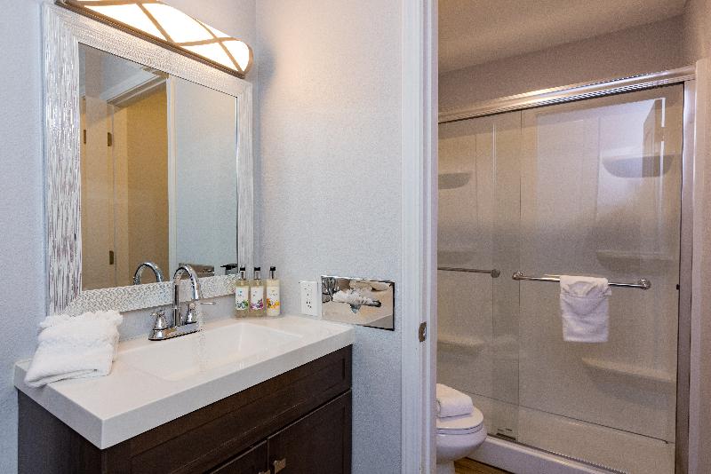 Riverwalk Inn image