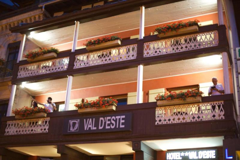 Hotel Val D Este
