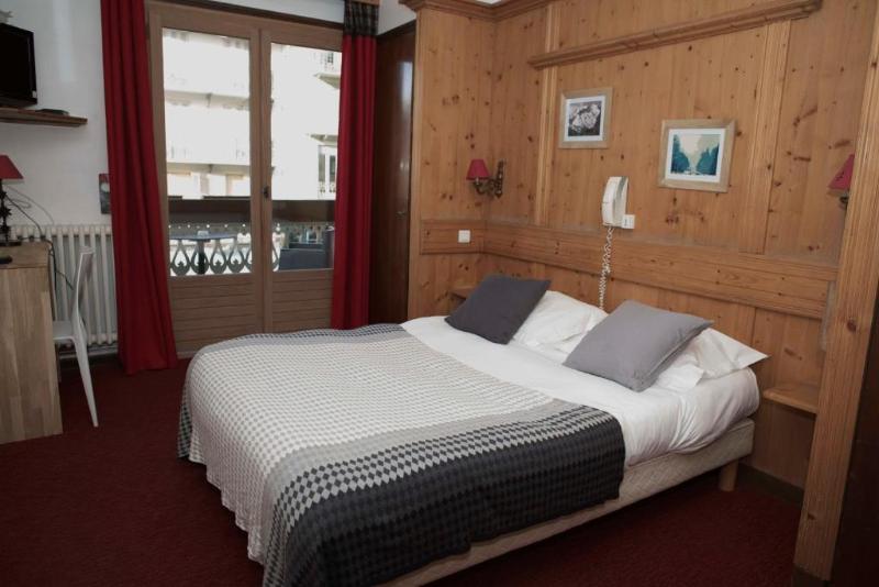 Hotel Val D Este image