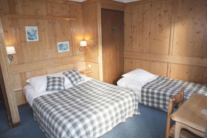 Hotel Val D Este image