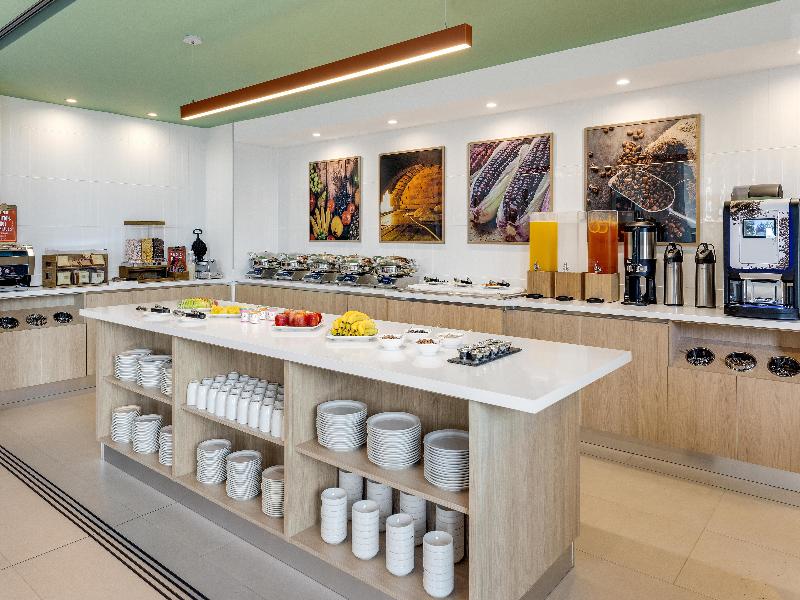 Hampton By Hilton Guanacaste Airport image