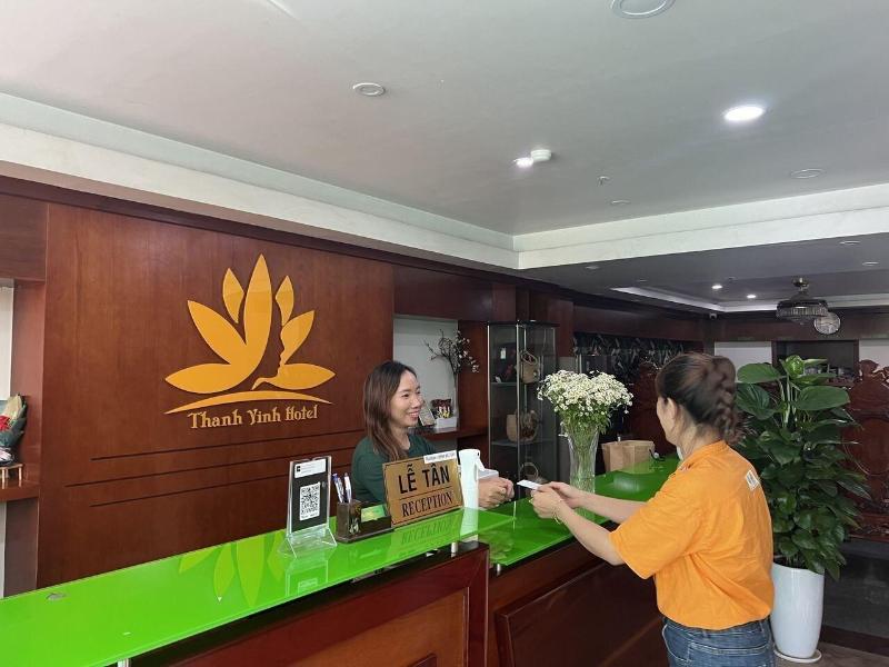 Thanh Vinh Hotel and Apartments image