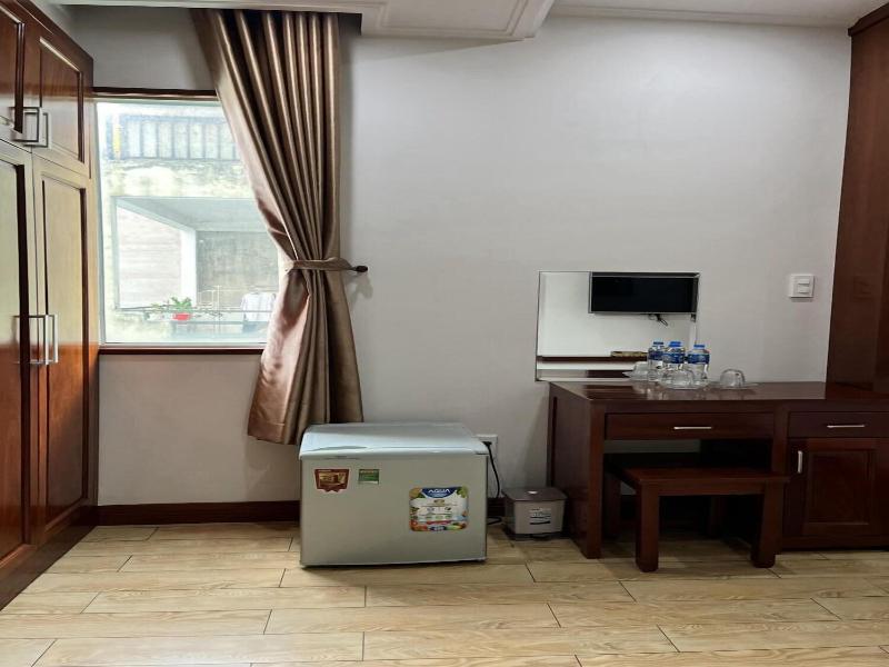 Thanh Vinh Hotel and Apartments image