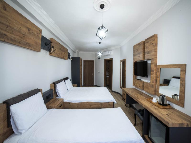 Imroz Adali's Butik Otel 3