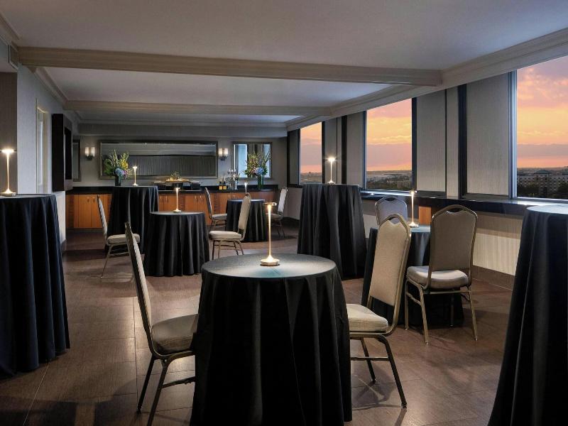 Dallas/Addison Marriott Quorum by the Galleria image