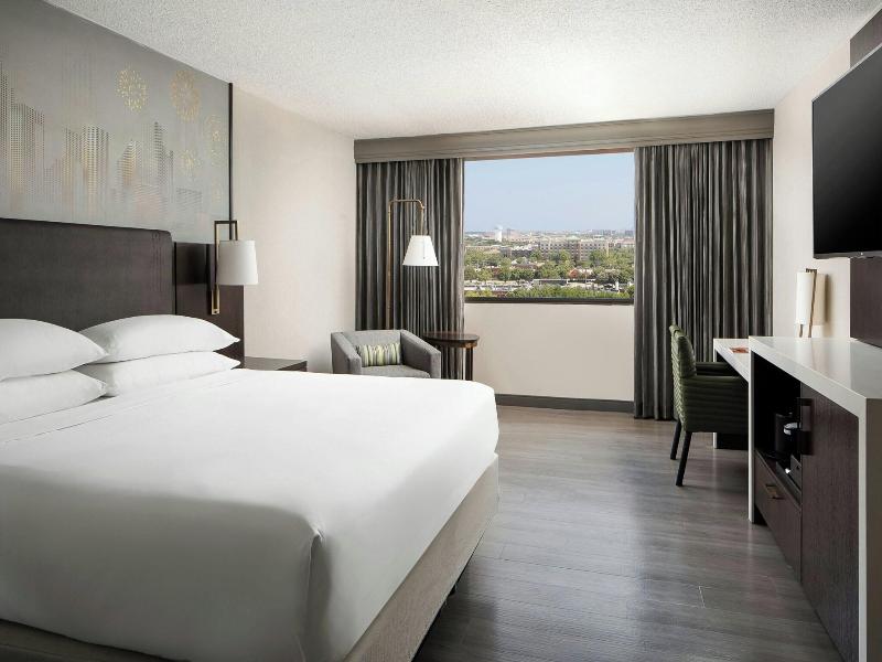 Dallas/Addison Marriott Quorum by the Galleria image