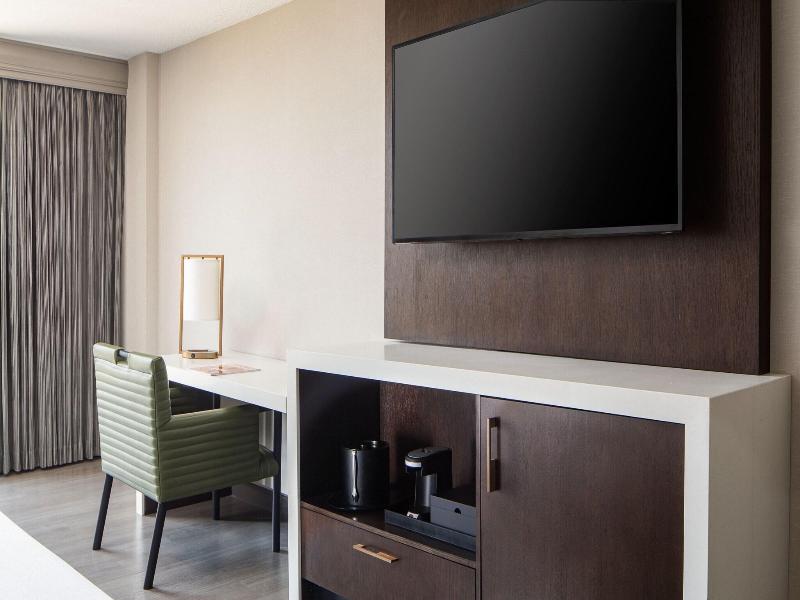 Dallas/Addison Marriott Quorum by the Galleria image