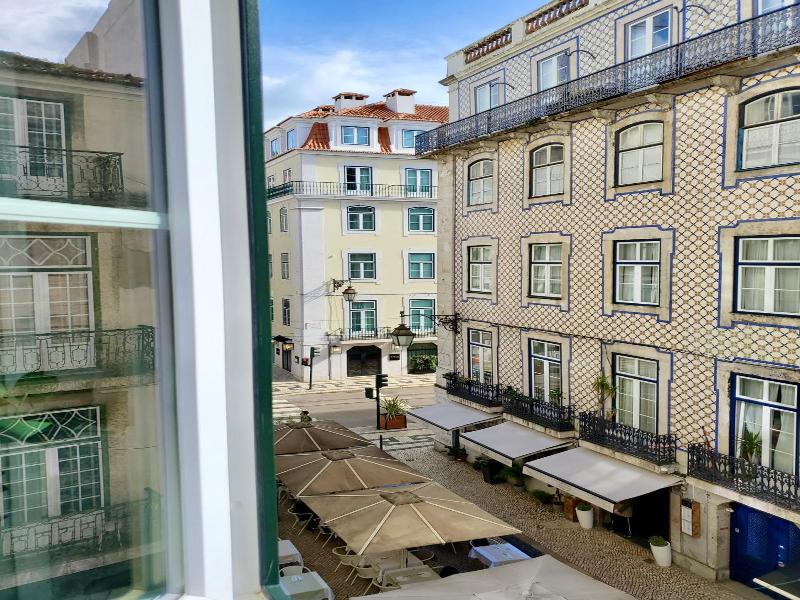 Lisbon Lounge Hostel image