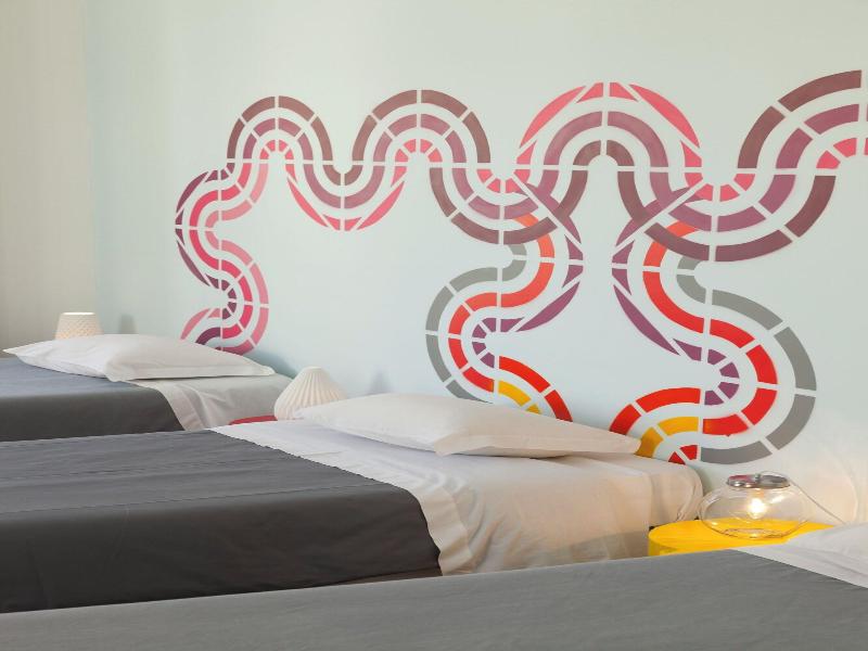 Lisbon Lounge Hostel image
