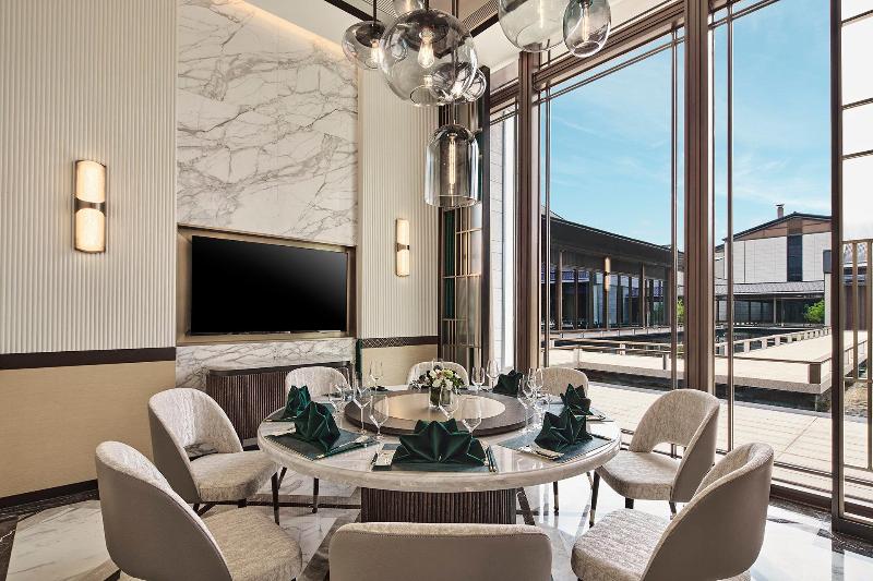 Crowne Plaza Ganzhou image