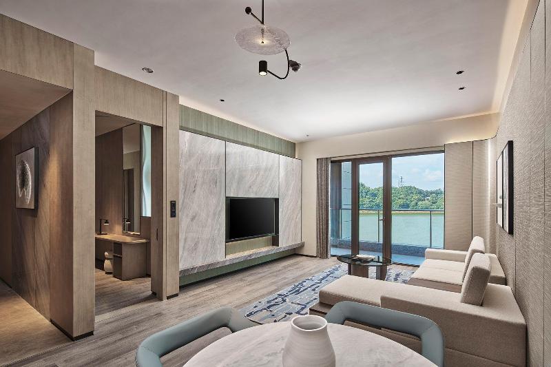 Crowne Plaza Ganzhou image