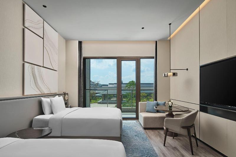 Crowne Plaza Ganzhou image