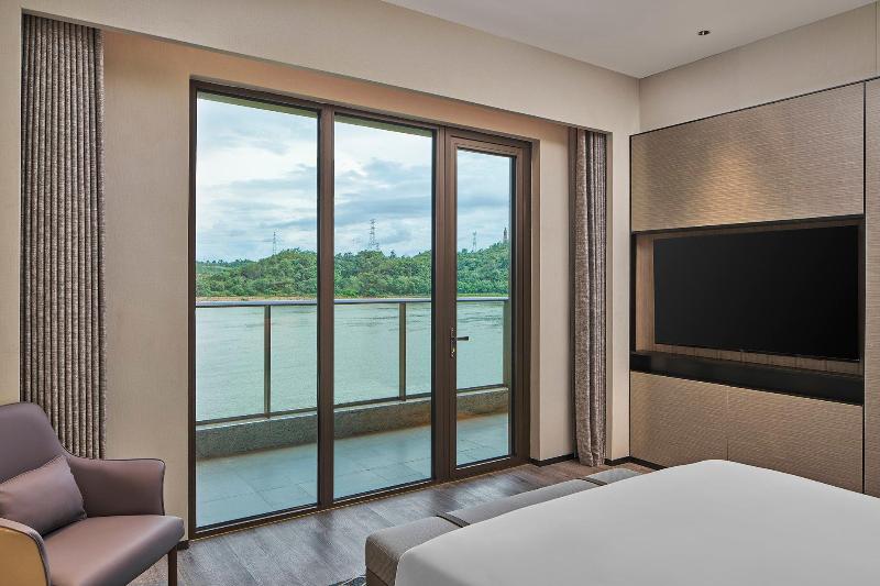 Crowne Plaza Ganzhou image