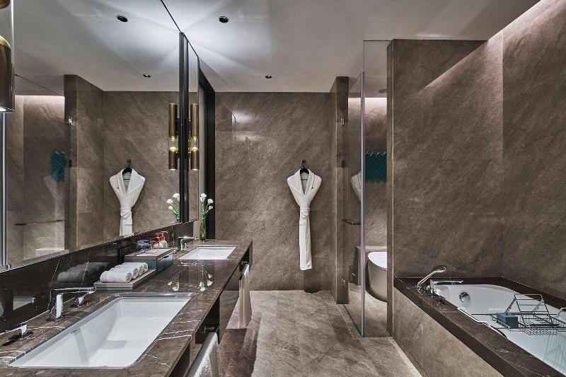 Crowne Plaza Ganzhou image