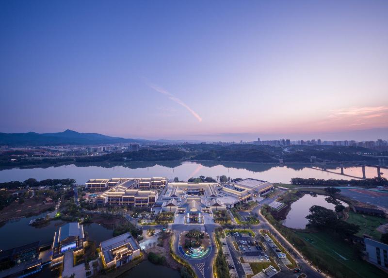 Crowne Plaza Ganzhou image