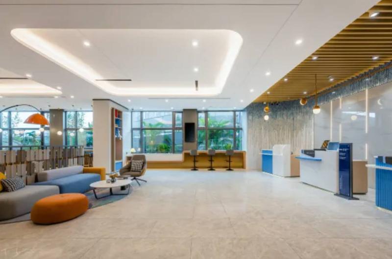 Holiday Inn Express Jiangmen East Station image