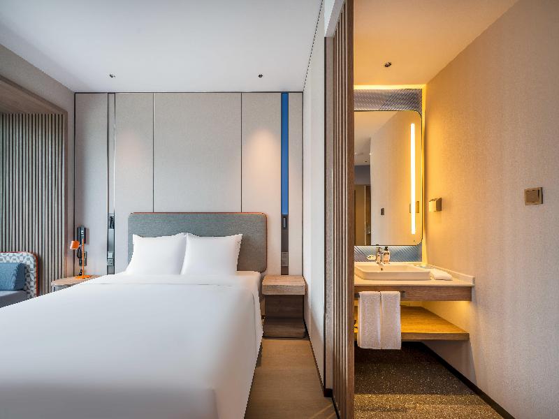 Holiday Inn Express Jiangmen East Station image