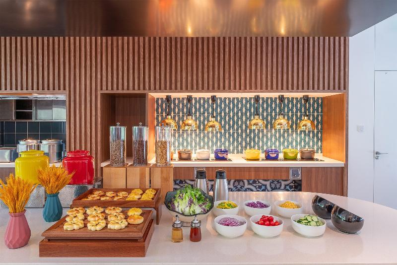 Holiday Inn Express Wenchang image