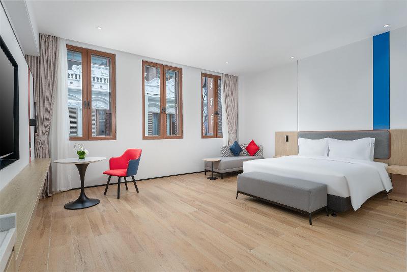 Holiday Inn Express Wenchang image