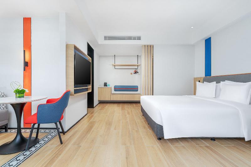 Holiday Inn Express Wenchang image