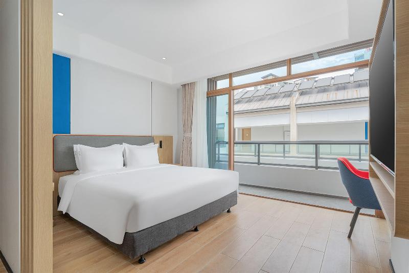 Holiday Inn Express Wenchang image