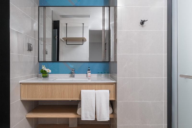 Holiday Inn Express Wenchang image