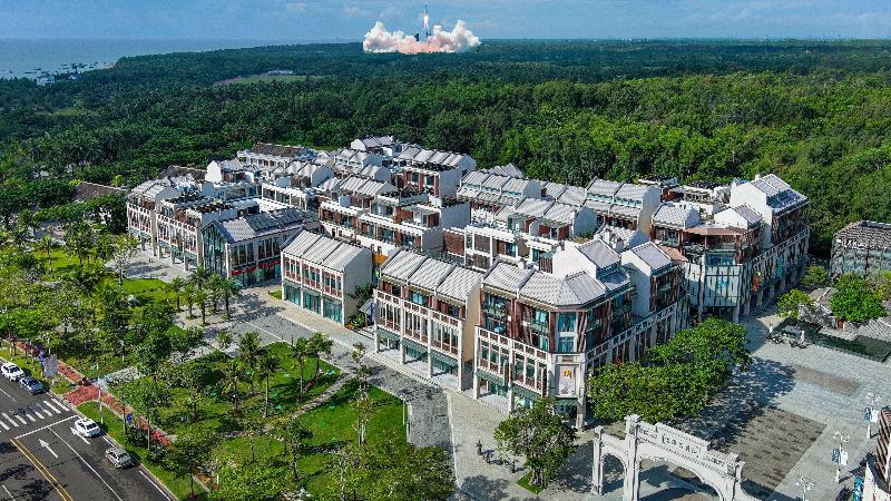 Holiday Inn Express Wenchang image