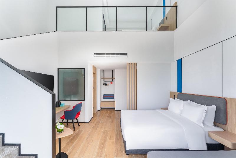 Holiday Inn Express Wenchang image