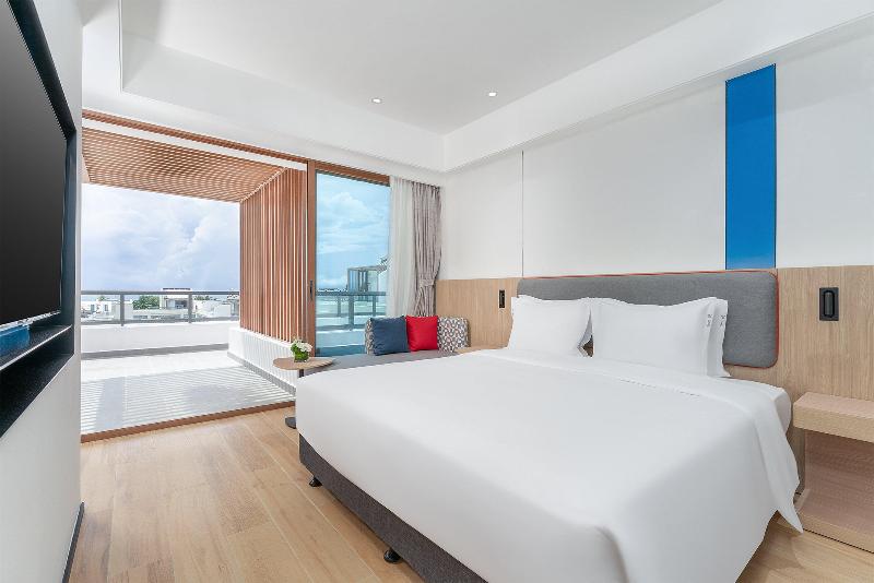 Holiday Inn Express Wenchang image