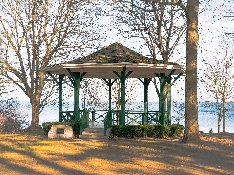 Holiday Inn Hotel & Suites Oakville Bronte IHG image