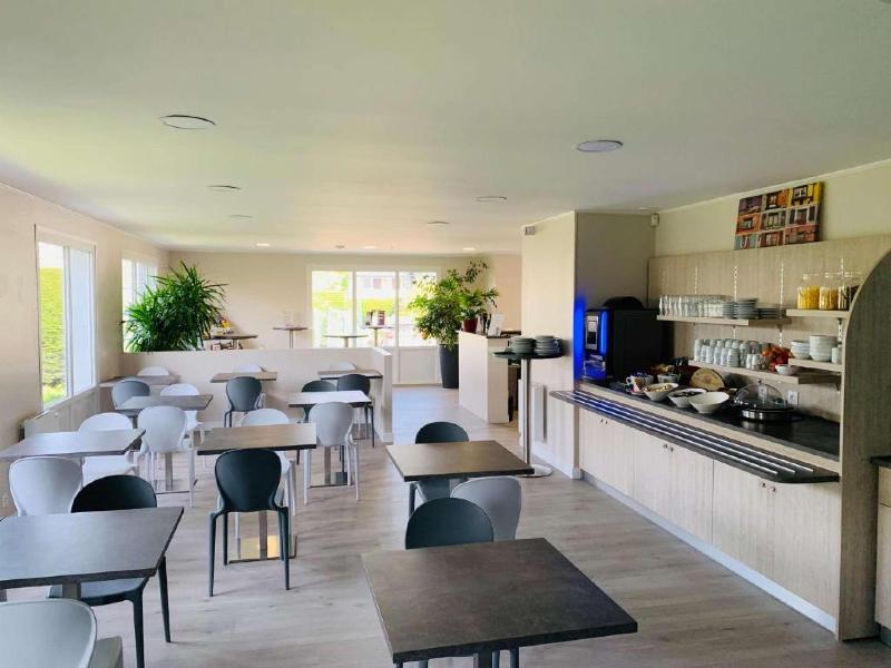 Brit Hotel Confort Morlaix image