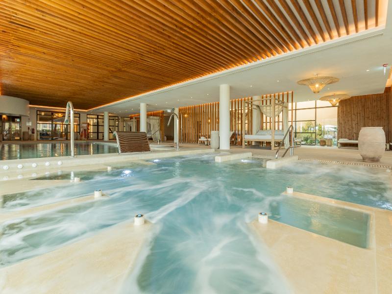 Verdelago Resort image