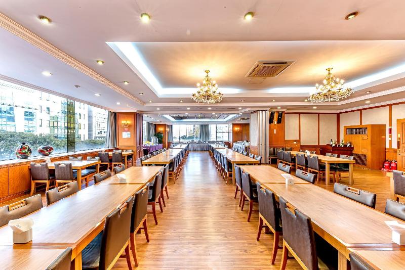 Samhaein Tourist Hotel image