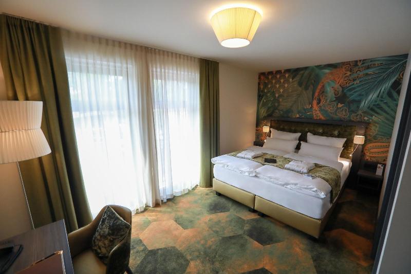 Spree Hotel Am Hafen image