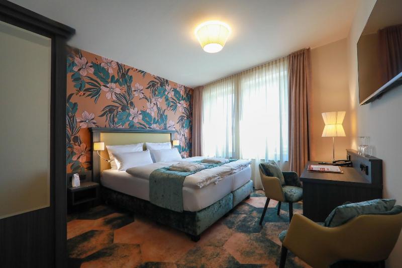 Spree Hotel Am Hafen image
