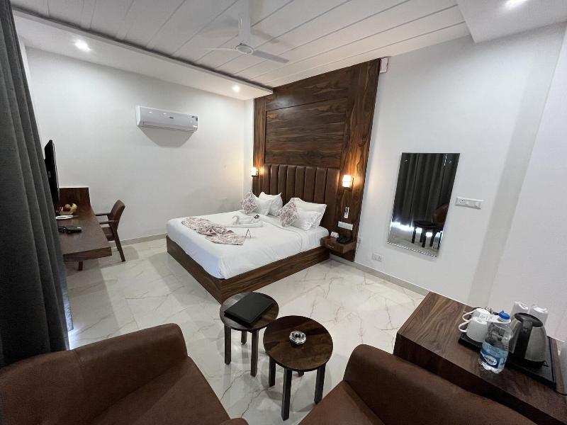 Click Collection The Abode Dharamshala image