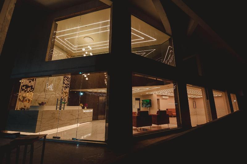Hotel Heraa International image