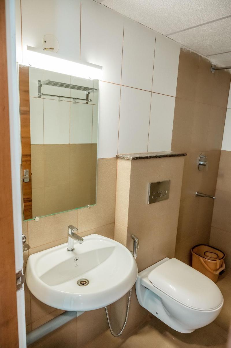 Hotel Heraa International image